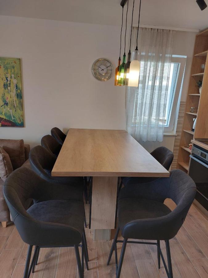 Apartments Vini Donji Seget Εξωτερικό φωτογραφία